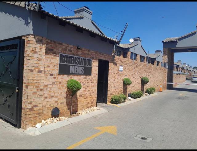 2 BEDROOM APARTMENT FOR SALE IN RAVENSWOOD